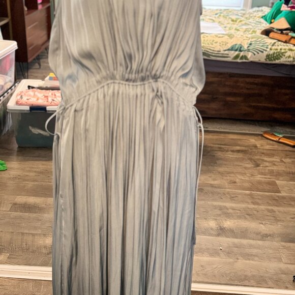 Modern Citizen | Aileen Pleated Tie Shoulder Dress - XL - Picture 2 of 8